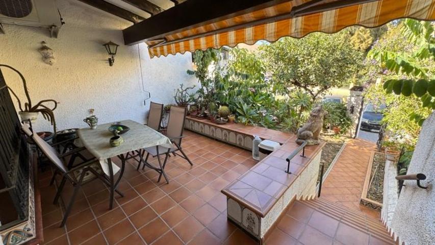 Adosada en venta en Málaga, La Cala del Moral photo 0