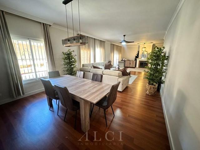 Casa en venta en Vélez-Málaga photo 0