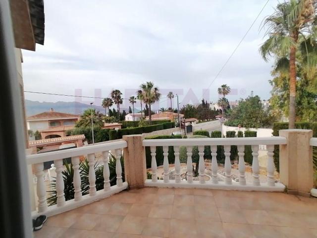 Chalet en venta en Alfaz del Pi, L'Albir photo 0