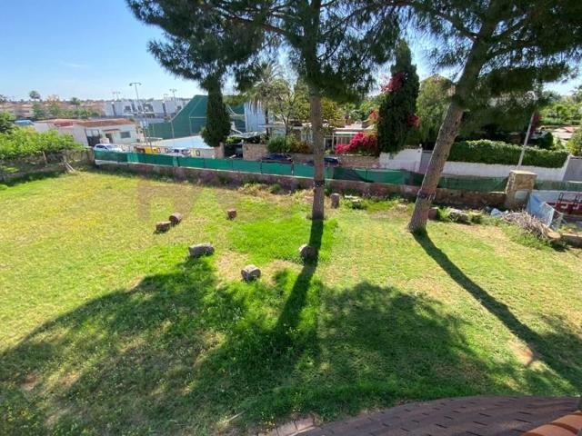 Chalet en venta en L'Eliana photo 0