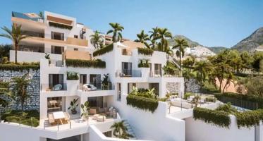 Apartamento en venta en Benalmádena, Hospital Xanit photo 0