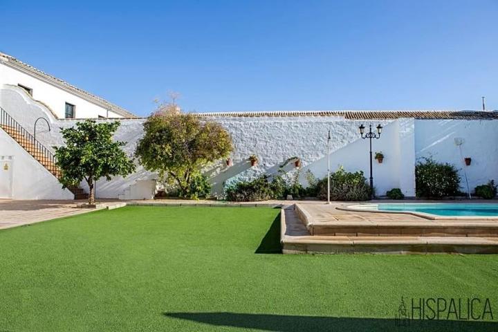 Casa con terreno en venta en Aguilar de la Frontera, Avenida de Puente Genil, 14920 photo 0