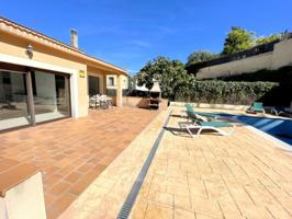 Chalet en venta en Lloret de Mar, La montgoda photo 0