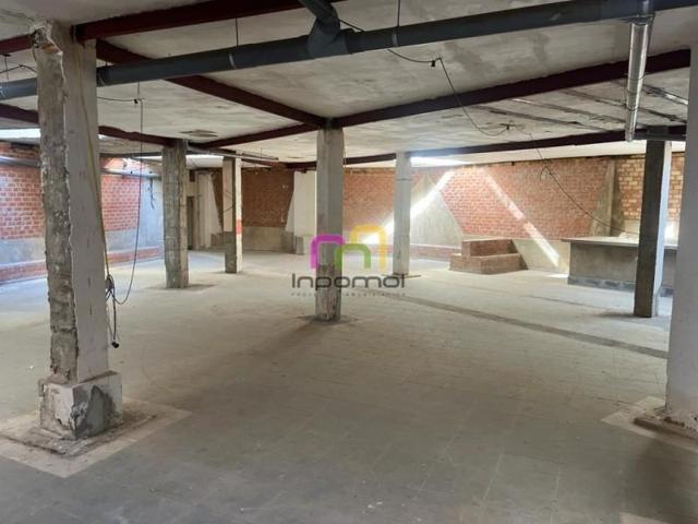 Local comercial en venta en Badajoz, Centro photo 0
