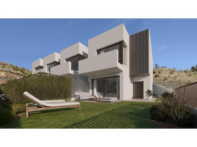 Bungalow en venta en Rincón de la Victoria photo 0