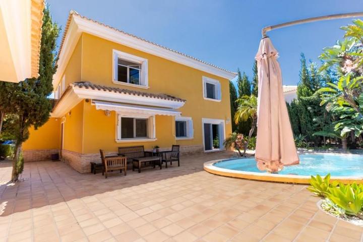 Chalet en venta en Mutxamel, Bonalba-Cotoveta photo 0