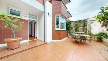 Adosada en venta en Mungia, Mungia photo 0