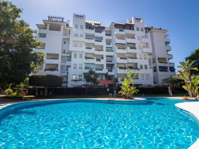 Piso en venta en Marbella photo 0