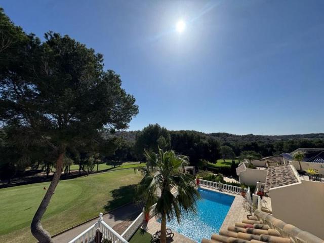 Chalet en venta en Orihuela Costa, Las Ramblas photo 0