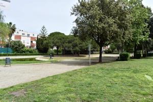 Adosada en venta en Castelldefels, Can Bou photo 0