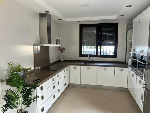 Chalet en venta en Utrera, Consolación photo 0