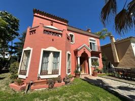 Chalet en venta en Estepona, Bel-Air photo 0