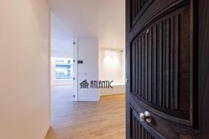 Piso en venta en Vigo, Corte Inglés photo 0