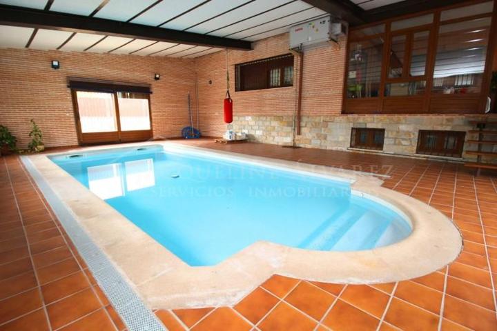 Chalet en venta en Yeles, Castilla la mancha photo 0