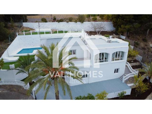 Casa en venta en Altea photo 0