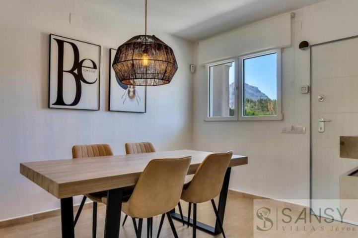 Edificio en venta en Jávea-Xàbia photo 0