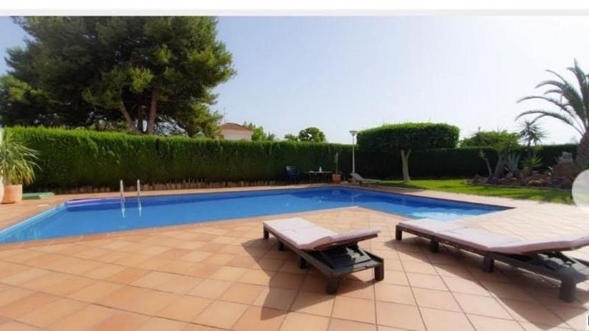 Chalet en venta en Elche, Elche photo 0