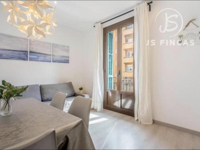 Piso en venta en Barcelona photo 0