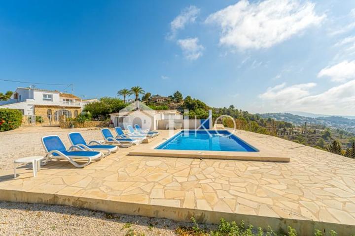 Casa en venta en Benissa photo 0