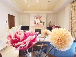 Casa en venta en Ronda, Zona Mercadona photo 0