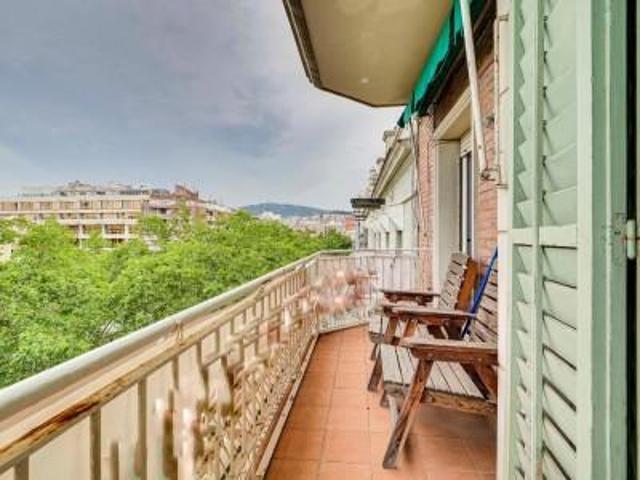 Piso en venta en Barcelona, Eixample photo 0