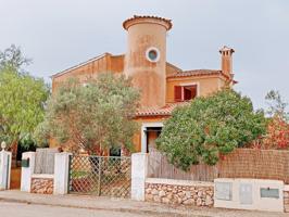 Chalet en venta en Campos photo 0