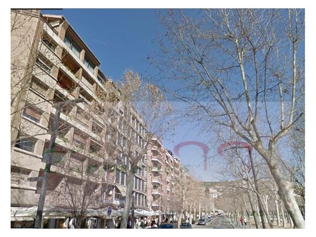 Piso en venta en Granada, Centro photo 0