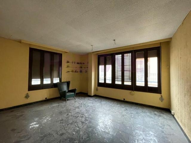 Piso en venta en Valencia, El Mercat photo 0