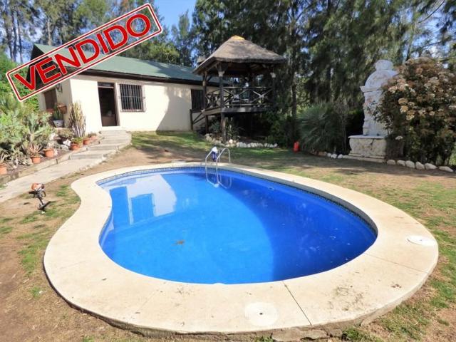 Casa con terreno en venta en Sotogrande, Sotogrande Alto photo 0