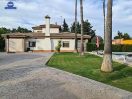 Chalet en venta en Chiclana de la Frontera, El Chaparral photo 0