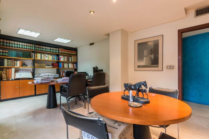 Oficina en venta en Murcia, Centro photo 0