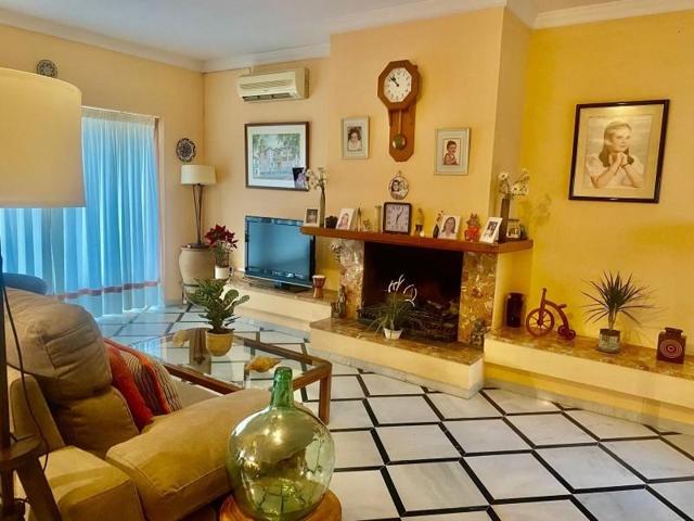 Chalet en venta en Sanlúcar de Barrameda, Centro-Cabildo photo 0