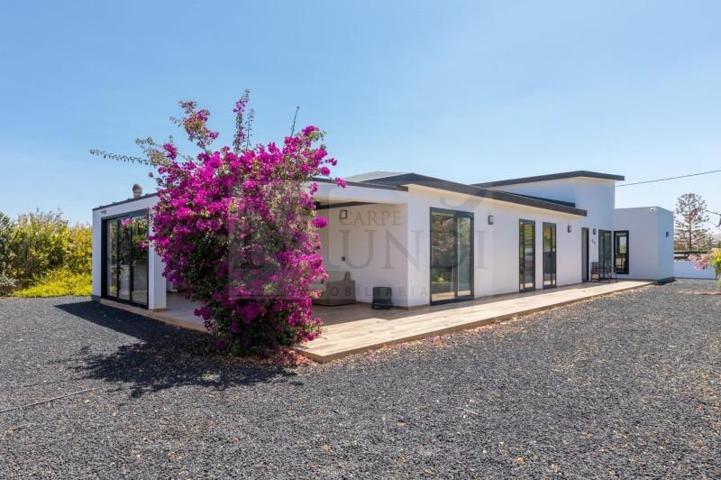 Chalet en venta en Puerto del Rosario, Pueblos de Puerto del Rosario photo 0