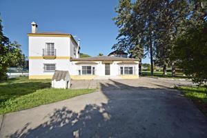 Chalet en venta en Jerez de la Frontera, Pedanías este photo 0