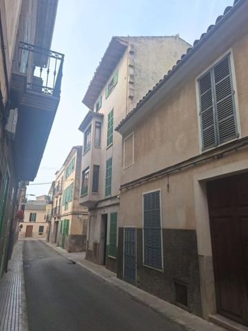 Edificio en venta en Manacor, Mallorca photo 0