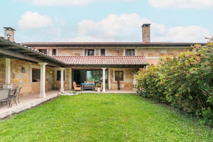 Chalet en venta en Nava, Pruneda photo 0