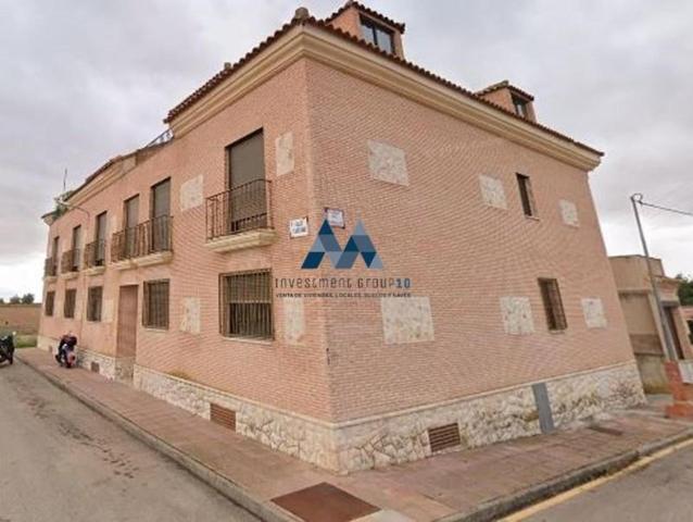 Edificio en venta en Cabañas de Yepes, Calle del Mariscal, 45312 photo 0