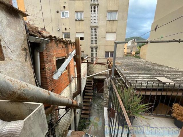 Casa en venta en Santa Coloma de Farners photo 0