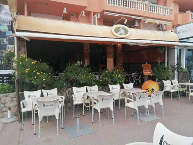 Local comercial en venta en Empuriabrava, Caballito del mar photo 0