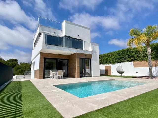 Chalet en venta en La Nucia, Urbanizaciones photo 0