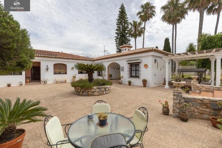Chalet en venta en Motril, Puntalon photo 0