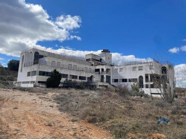 Edificio en venta en Cifuentes, Calle DE CARLOS III, 19420 photo 0