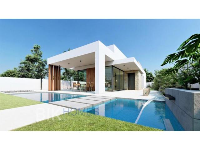 Chalet en venta en San Fulgencio photo 0