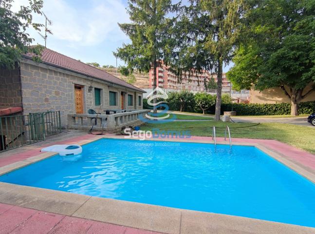 Chalet en venta en Segovia, San lorenzo photo 0