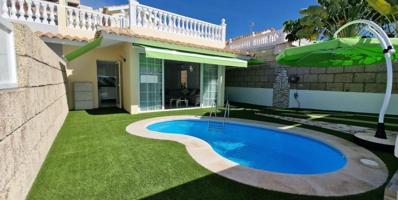 Chalet en venta en Arona, Palm Mar photo 0