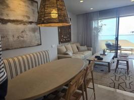 Apartamento en venta en Benidorm, Cala de Benidorm photo 0