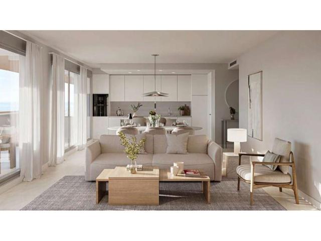 Apartamento en venta en Estepona photo 0