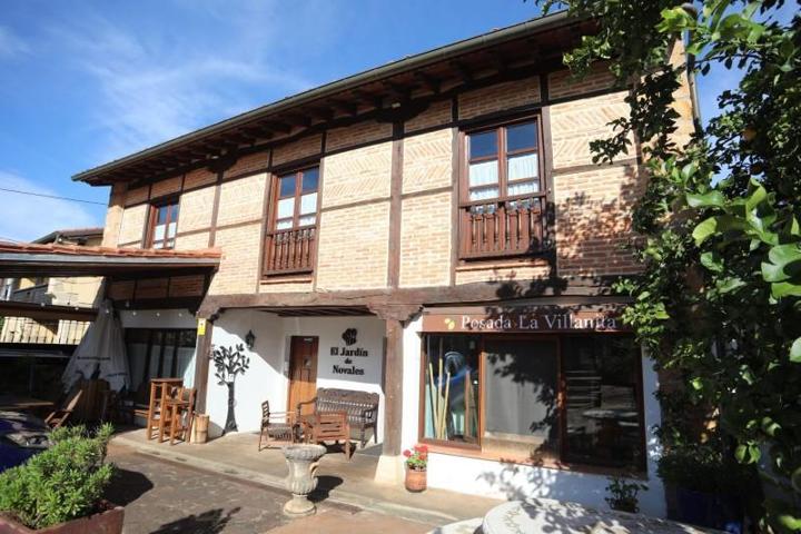 Edificio en venta en Novales photo 0