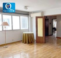 Piso en venta en Alicante, Centro - Autobuses photo 0