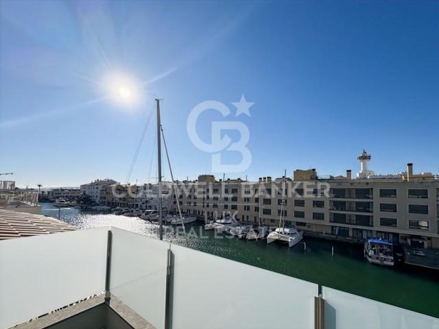 Chalet en venta en Empuriabrava photo 0